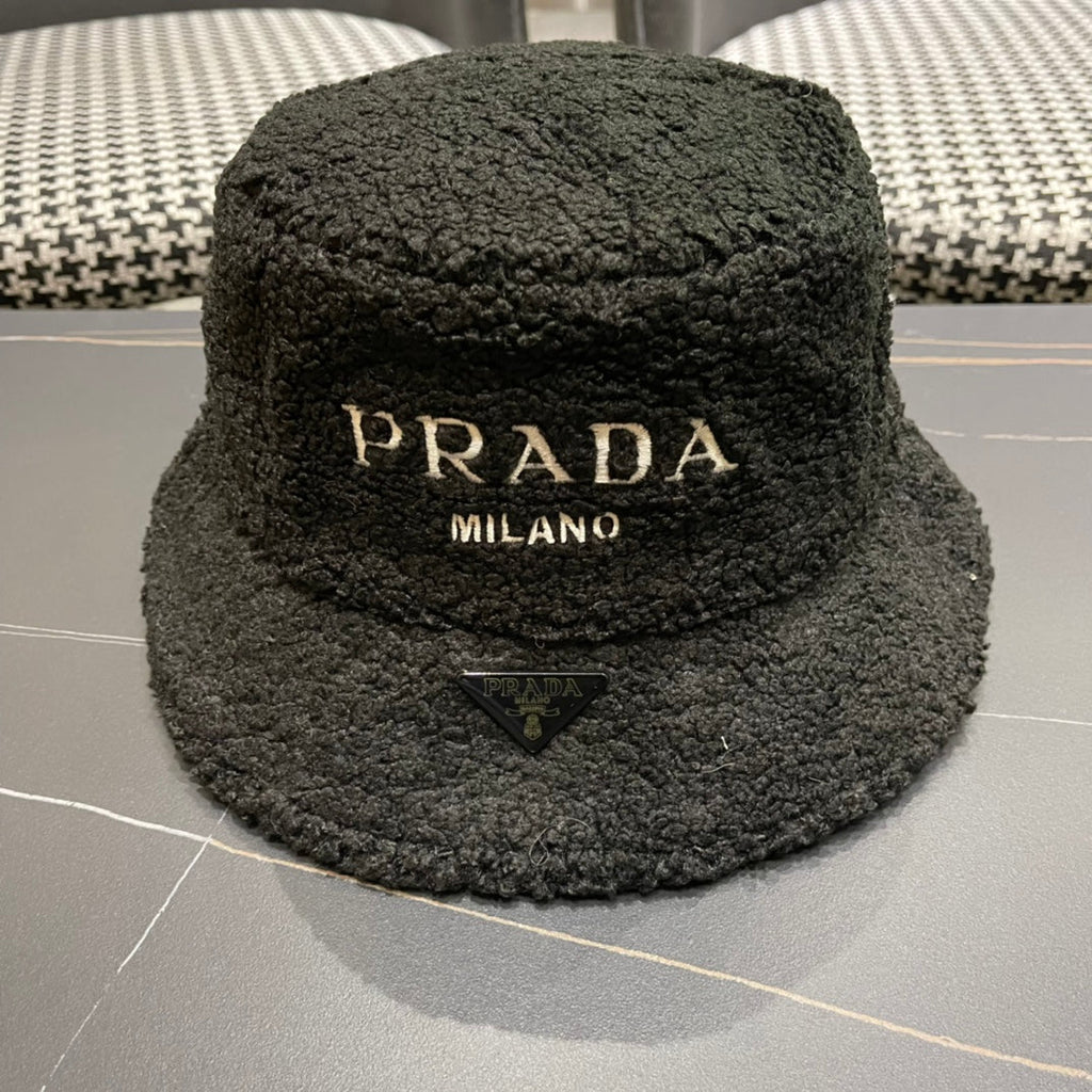 PRA 25 PLUSH FISHERMAN BLACK HAT 828318