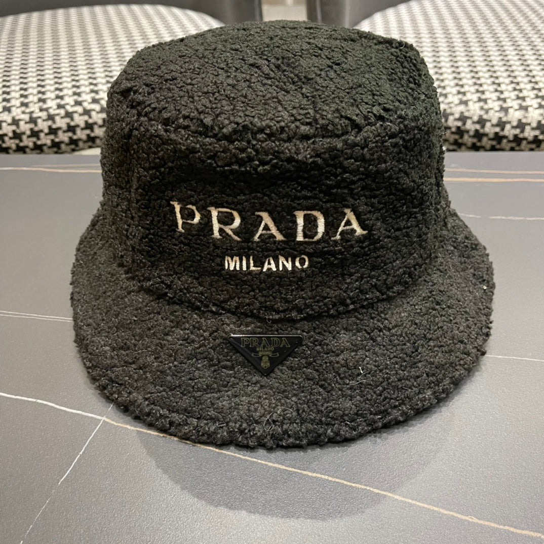 PRA 25 PLUSH FISHERMAN BLACK HAT 828318