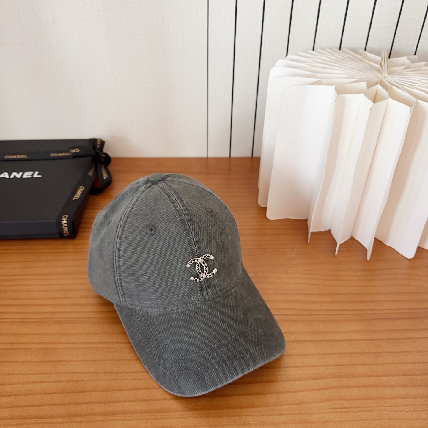 Chanel New Baseball Cap Grey in Cotton 960123