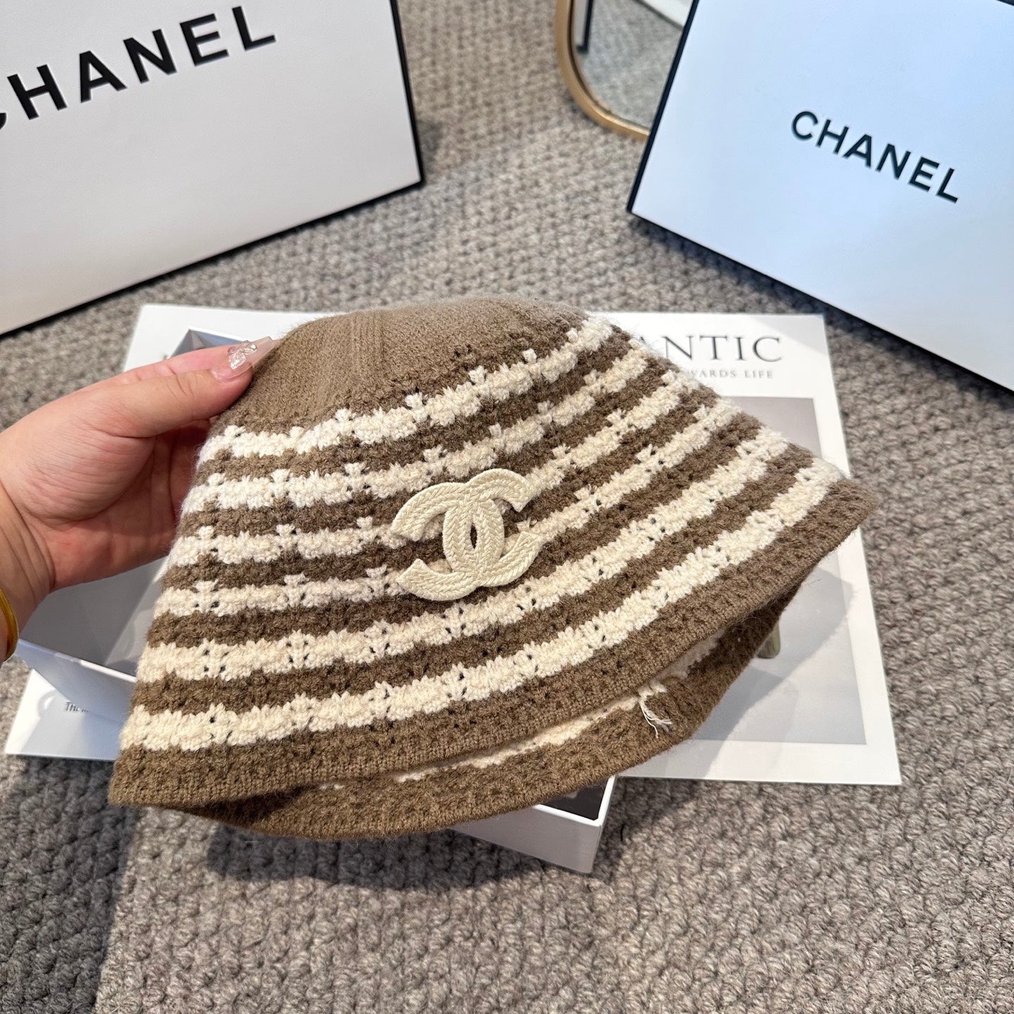 Chanel Simple New Fisherman's Brown White  in Wool Knitting 960052