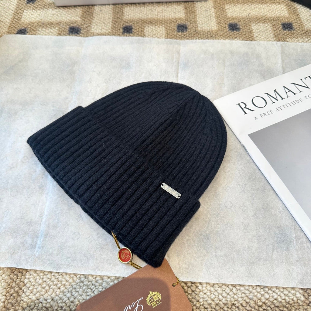 Loro Piana Classic New Style Black Hat Knitting 961814