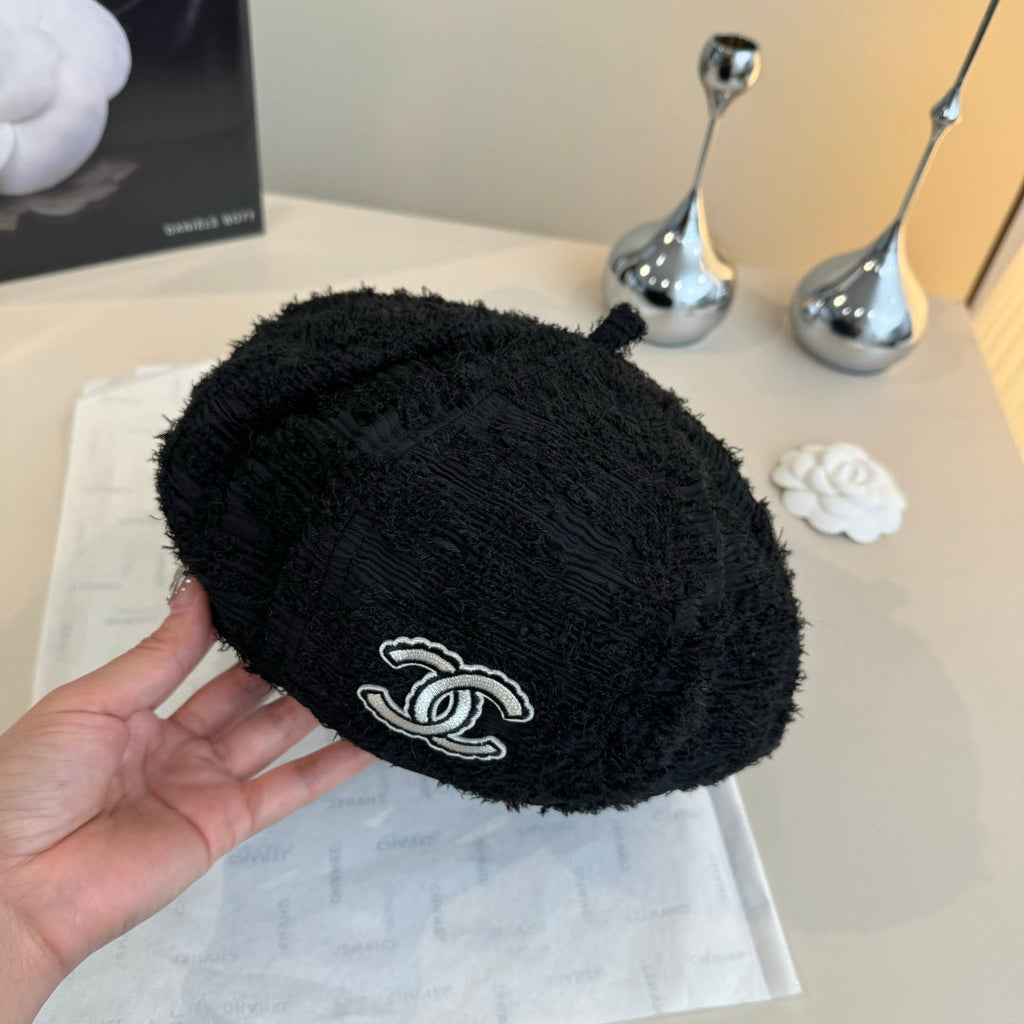 CC Beret Black in Fibrous 980103