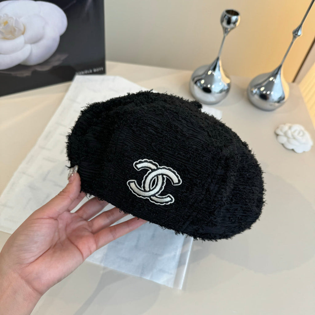 CC Beret Black in Fibrous 980103
