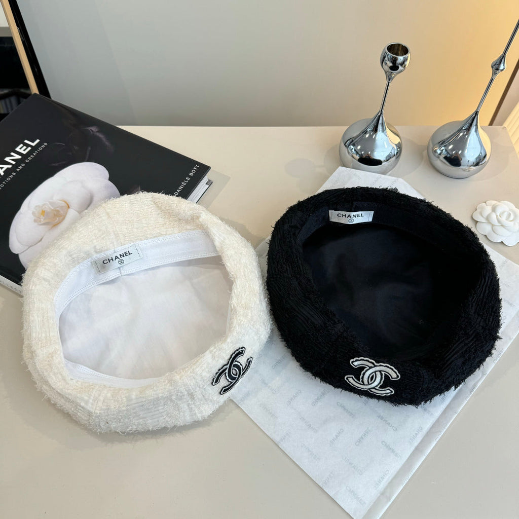 CC Beret Black in Fibrous 980103