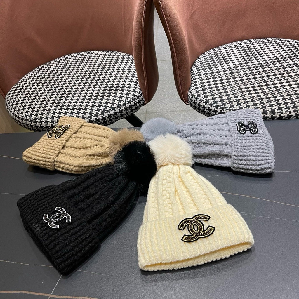 Chanel Knitted Beanie Black in Fibrous 979987