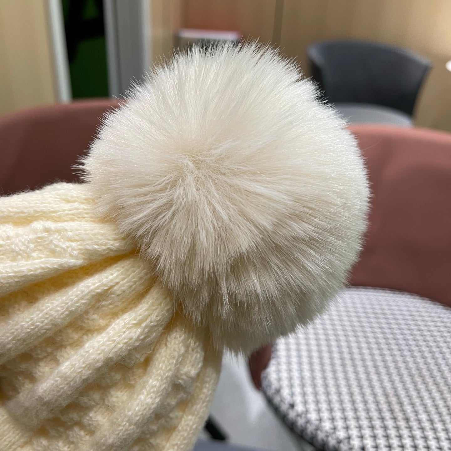 Chanel Knitted Beanie Cream in Fibrous 979986