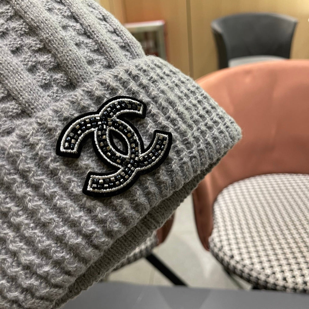 Chanel Knitted Beanie Gray in Fibrous 979985
