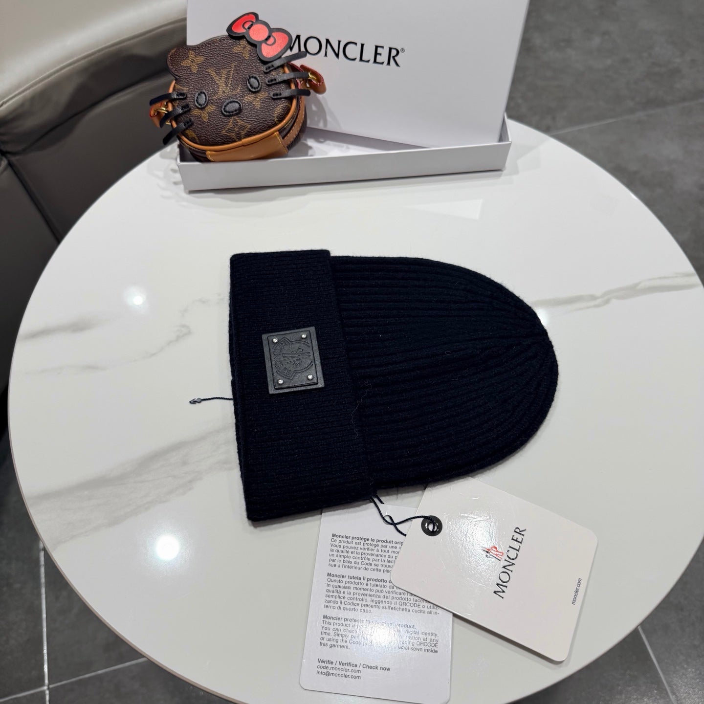 Moncler Black Knitted Beanie 980310