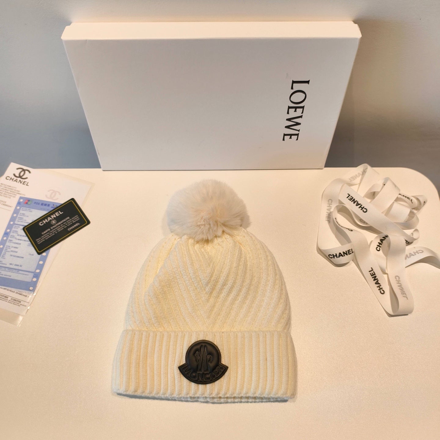 Moncler 2025 White New Designer Pom-Pom Wool Beanie 980215