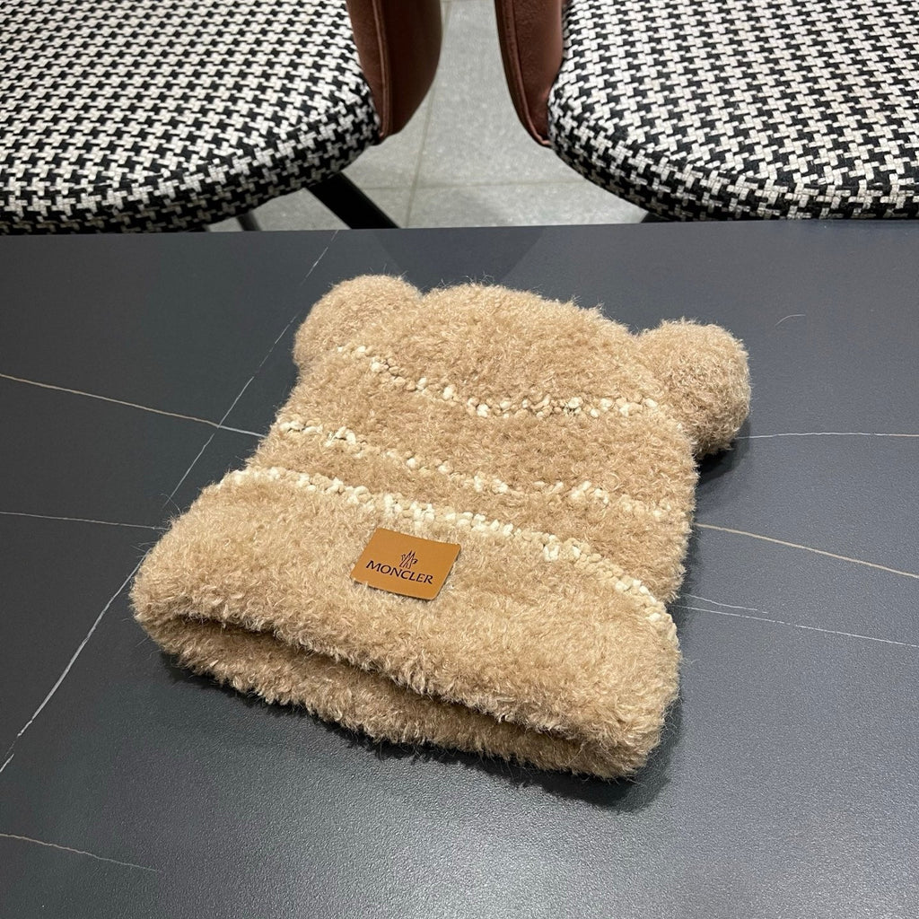 Moncler Cute Bear Fleece-Lined Warm Knitted Brown Hat 980002