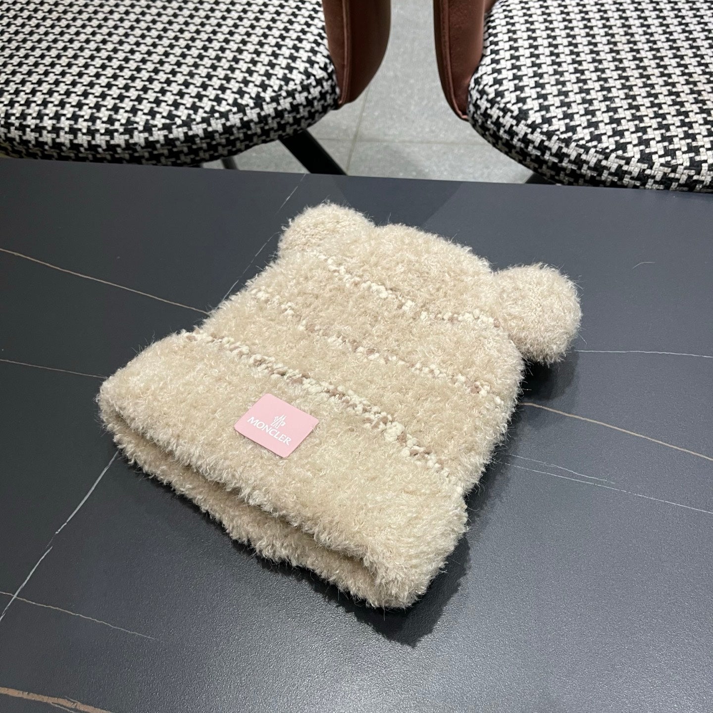 Moncler Cute Bear Fleece-Lined Warm Knitted Beige Hat 980001