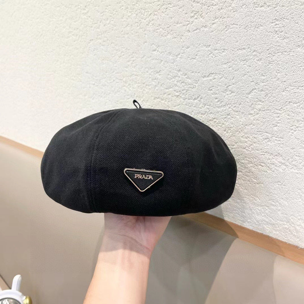Prada Beret Pumpkin Style Women's Black in Canvas 125791