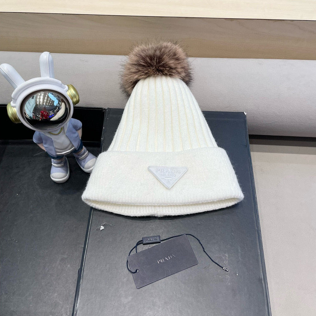 Prada Fleece-Lined Thick Real Fox Fur Pom-Pom Knitted White Hat 125677