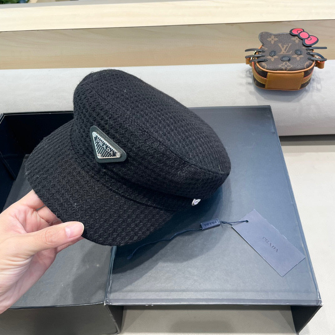 Prada Elegant Hat Black Knitted Woolen Fabric 125659
