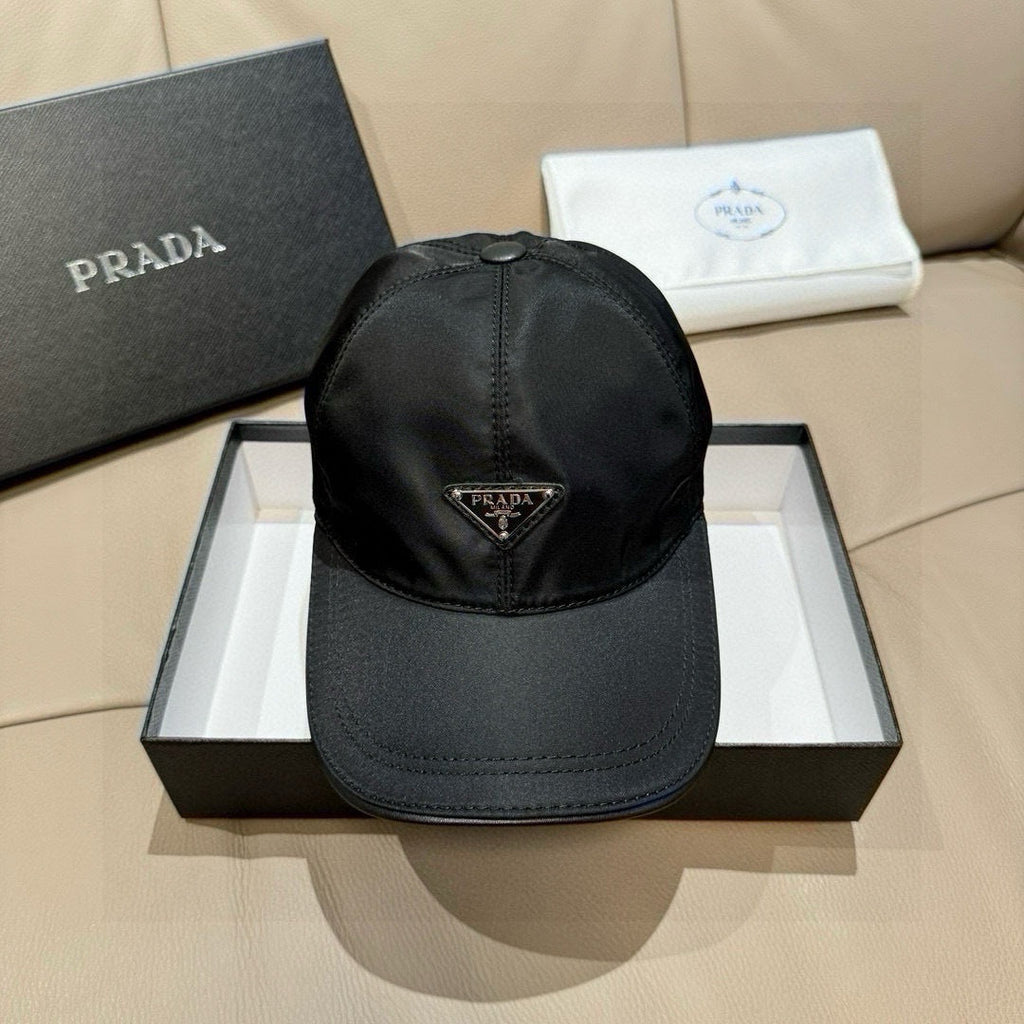 Prada Classic Baseball Cap Black in Oxford 125614