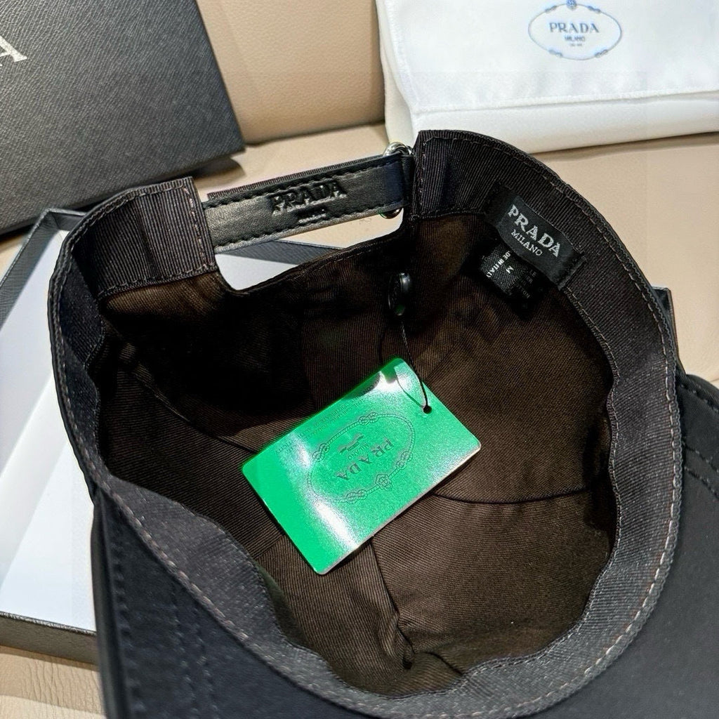 Prada Classic Baseball Cap Black in Oxford 125614