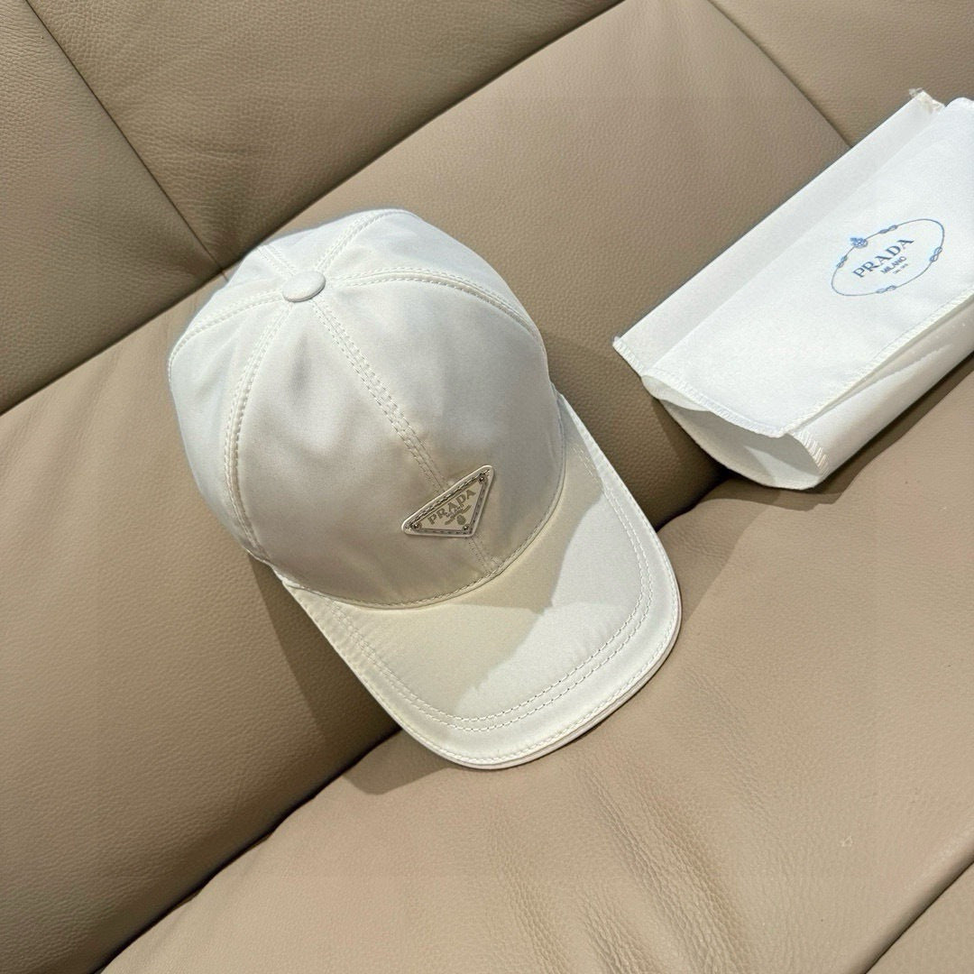 Prada Classic Baseball Cap White in Oxford 125613