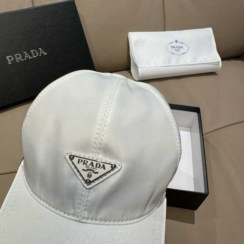 Prada Classic Baseball Cap White in Oxford 125613