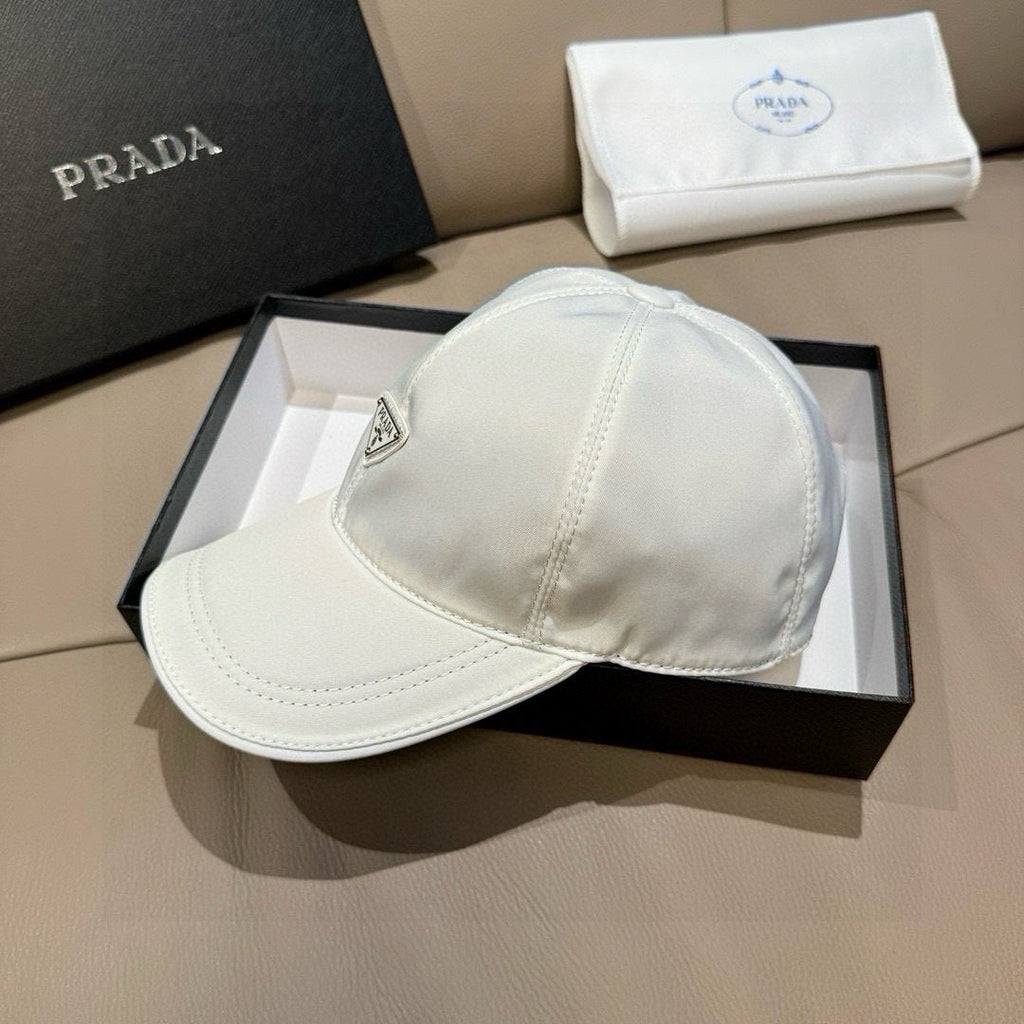Prada Classic Baseball Cap White in Oxford 125613