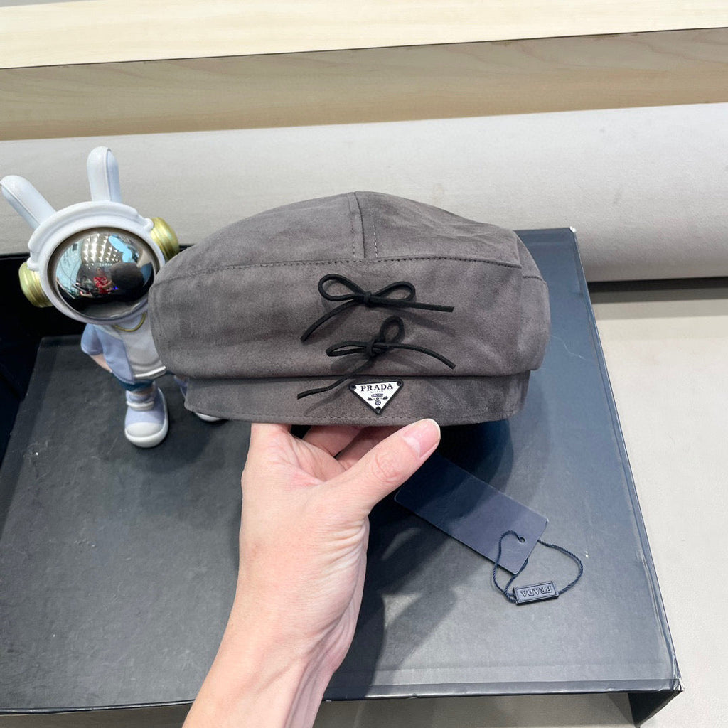 Prada 25 Women's Beret Gray in Cloth 123101