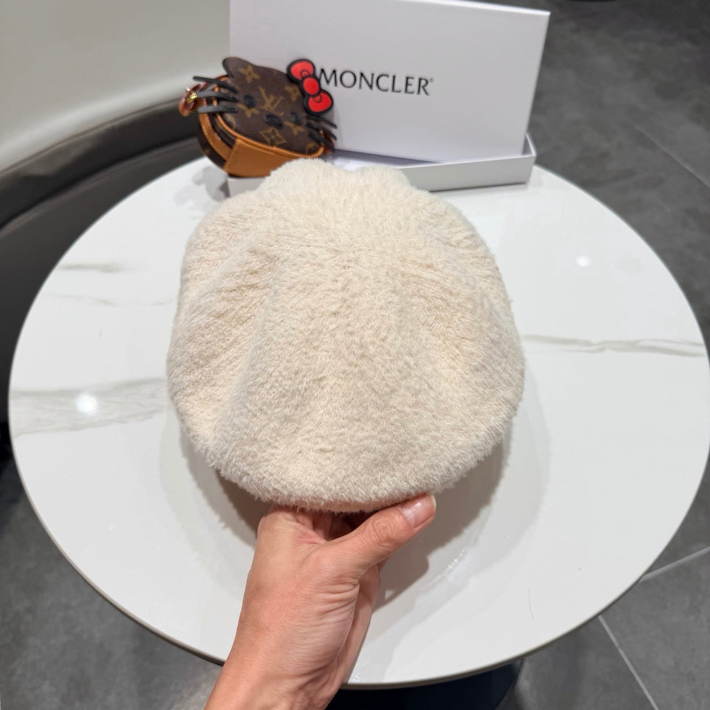 Prada 25 Iceland Beret White in Cashmere 125816