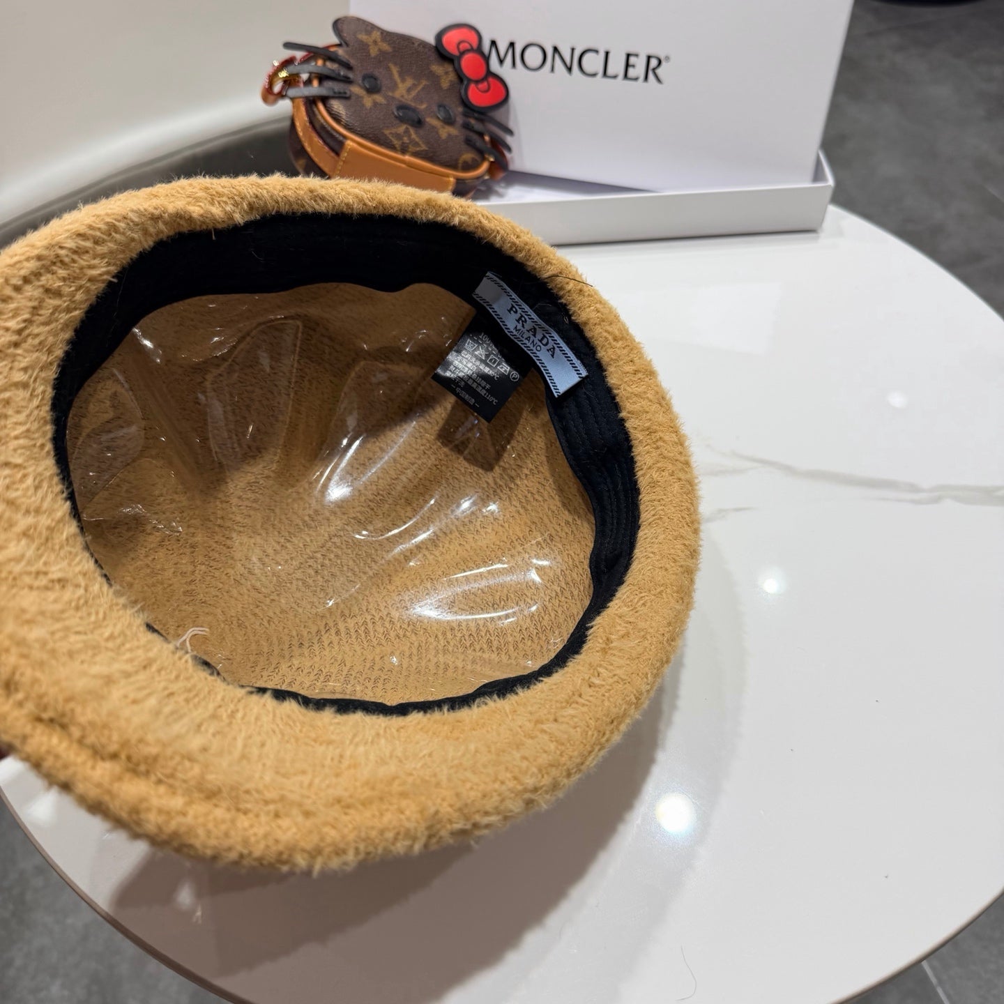 Prada 25 Iceland Beret Camel in Cashmere 125814