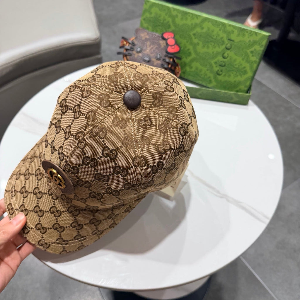 Gucci Baseball Cap Brown in Canvas 194028