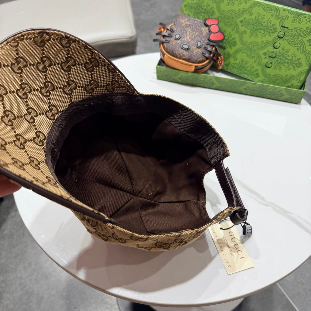 Gucci Baseball Cap Brown in Canvas 194028