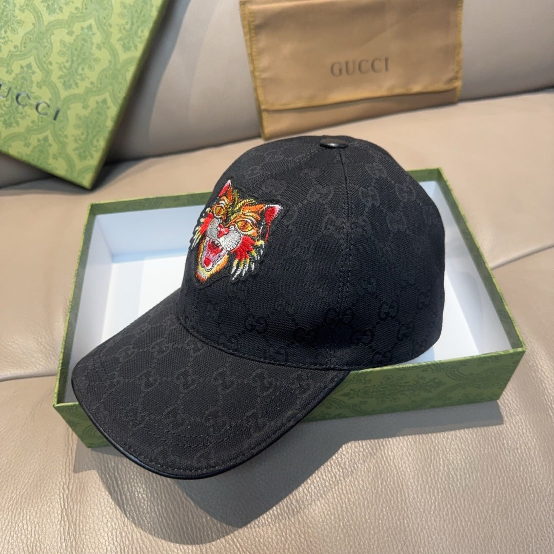 Gucci Baseball Cap with Tiger Print Black in Canvas 193858
