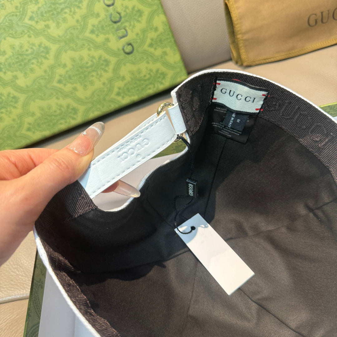 Gucci Baseball Cap White in Canvas 193827