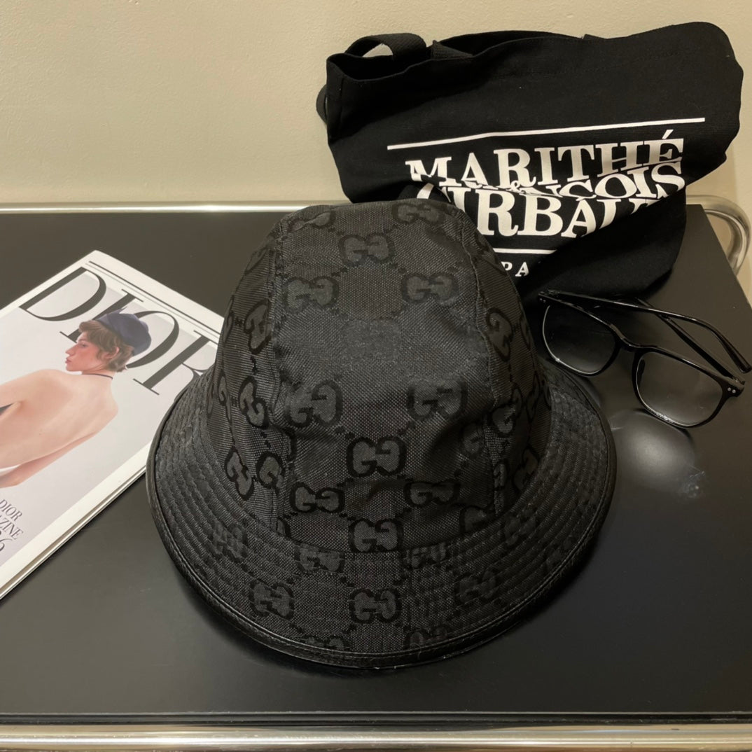 GUCCI Bucket Hat Black in Cloth 194197