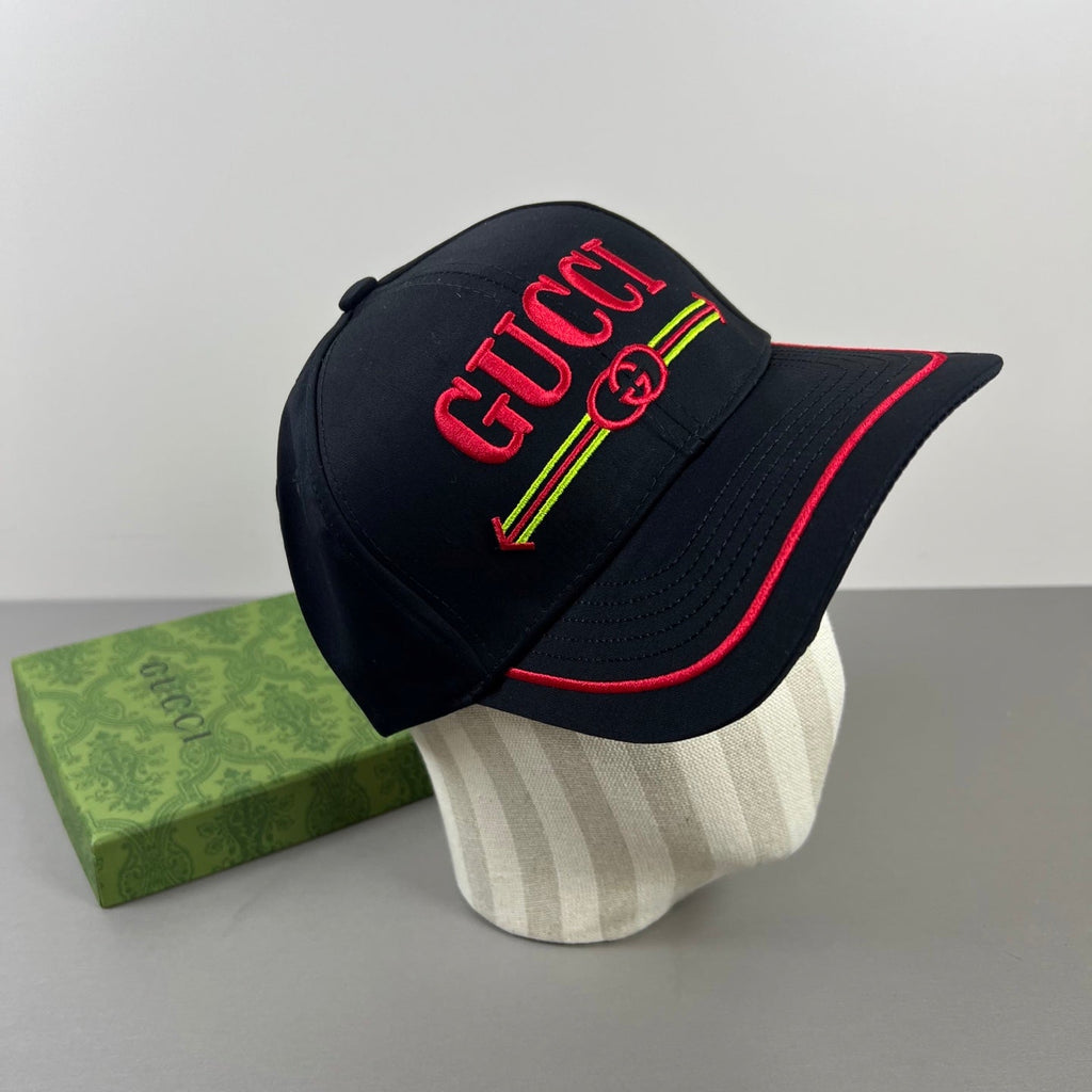 Gucci Baseball Cap Black in Cloth 194175