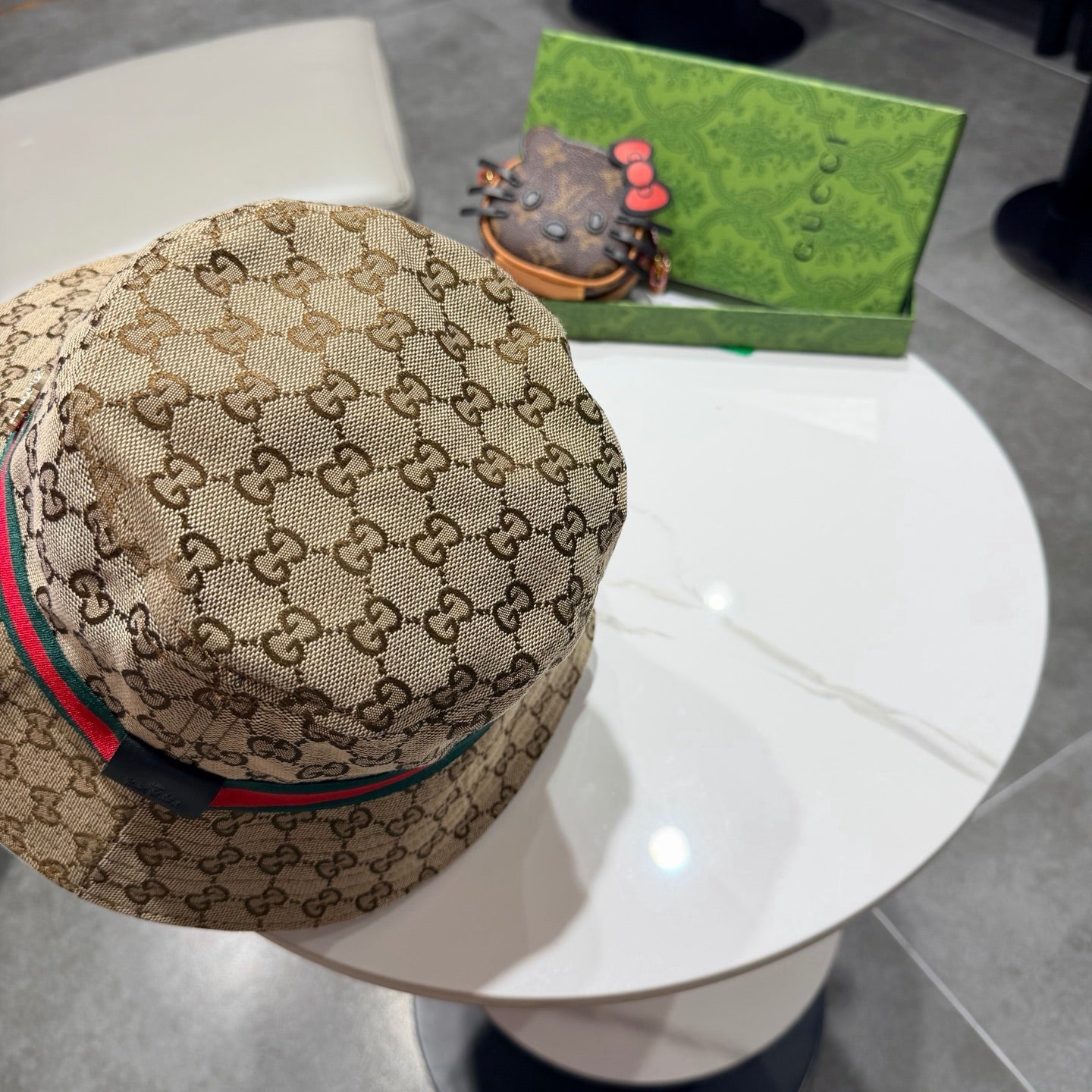 Gucci Bucket Hat Brown in Cloth 194032