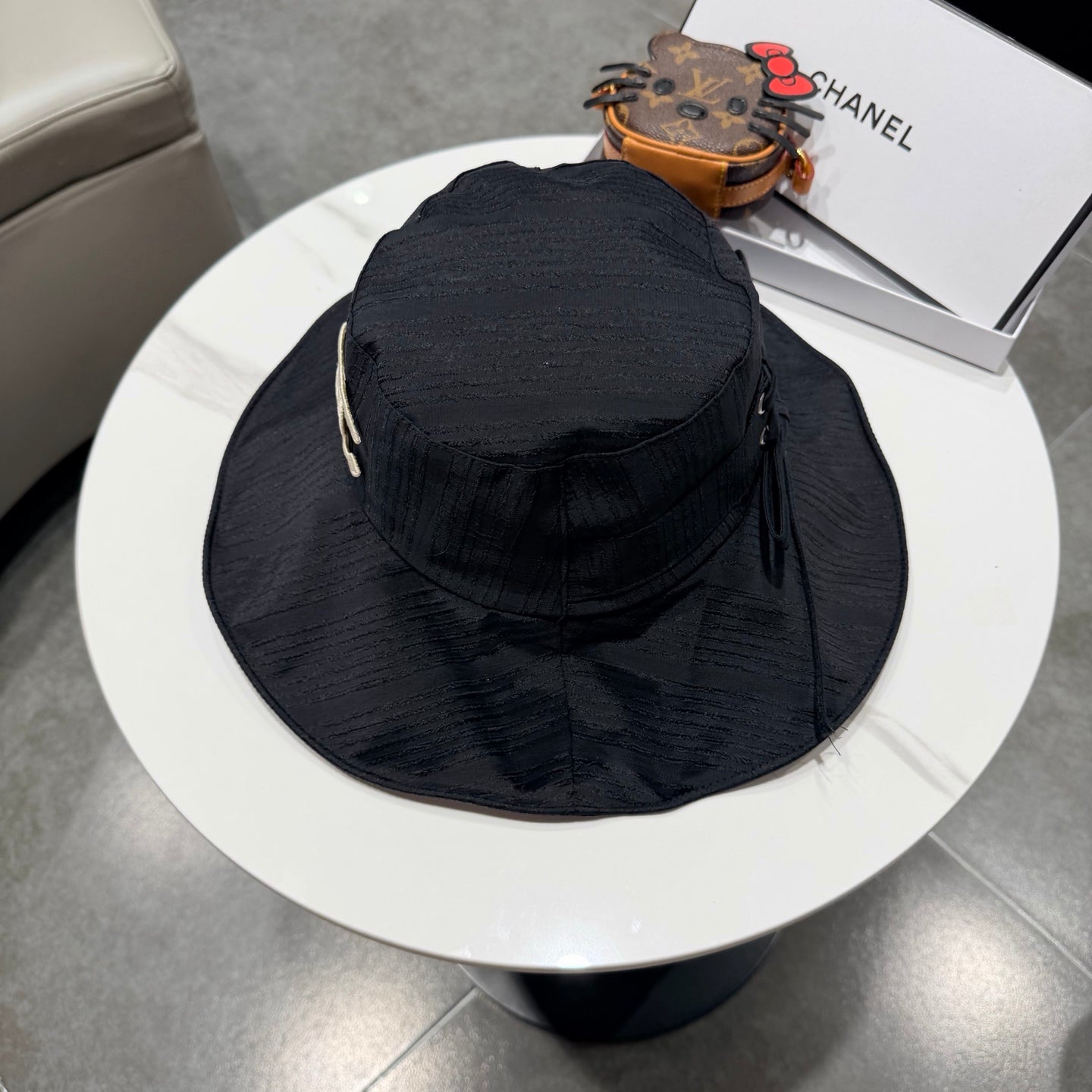 Chanel Wide-brimmed Bucket Hat Black in Cloth 192257