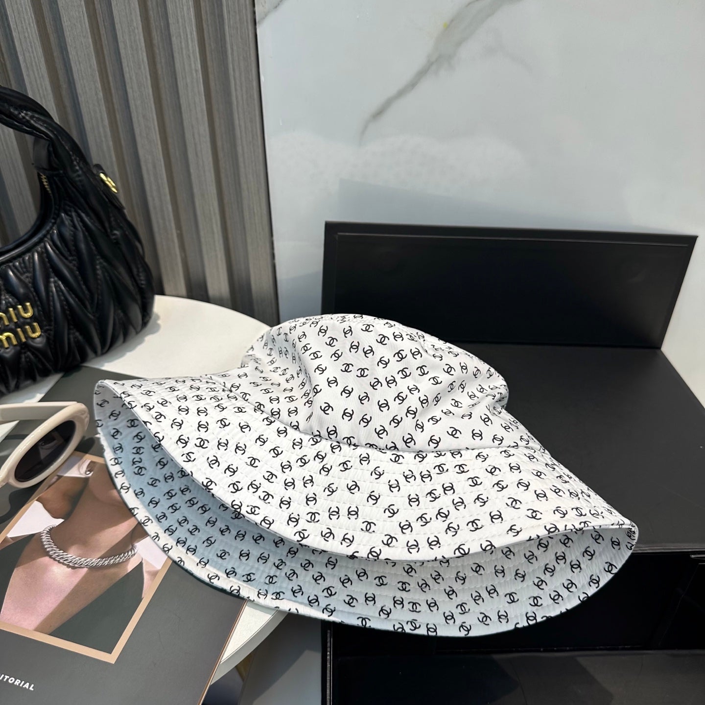 Chanel Bucket Hat White in Cloth 192004