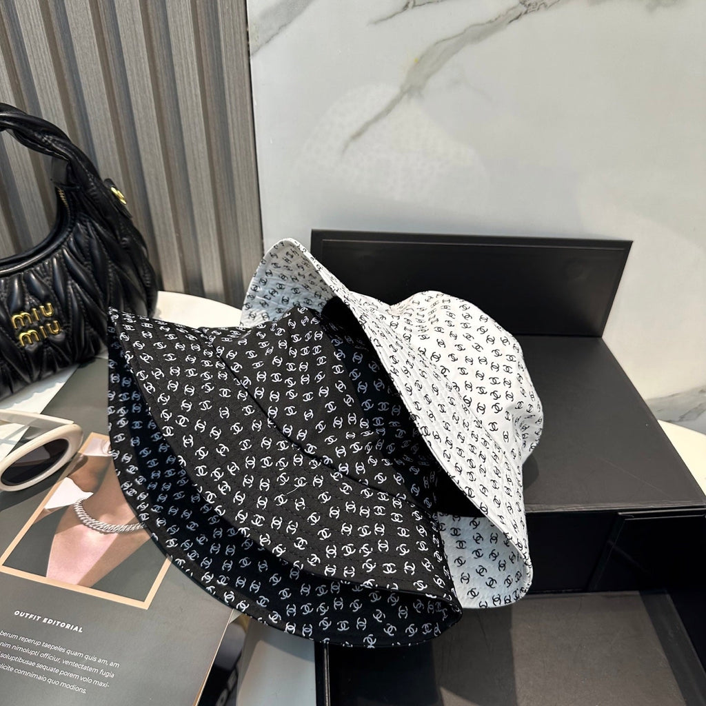 Chanel Bucket Hat White in Cloth 192004