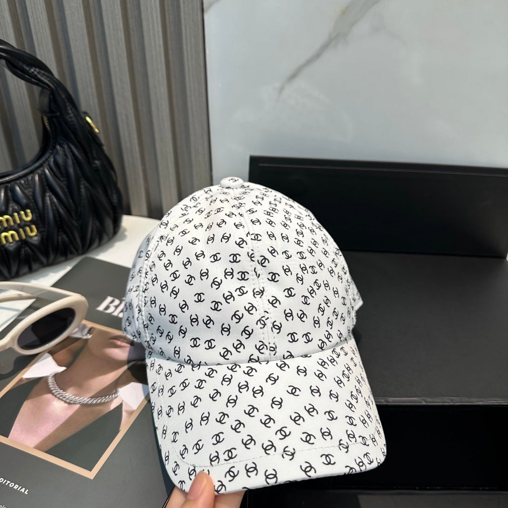 Chanel Classic Baseball Cap Style White in Cloth 192003