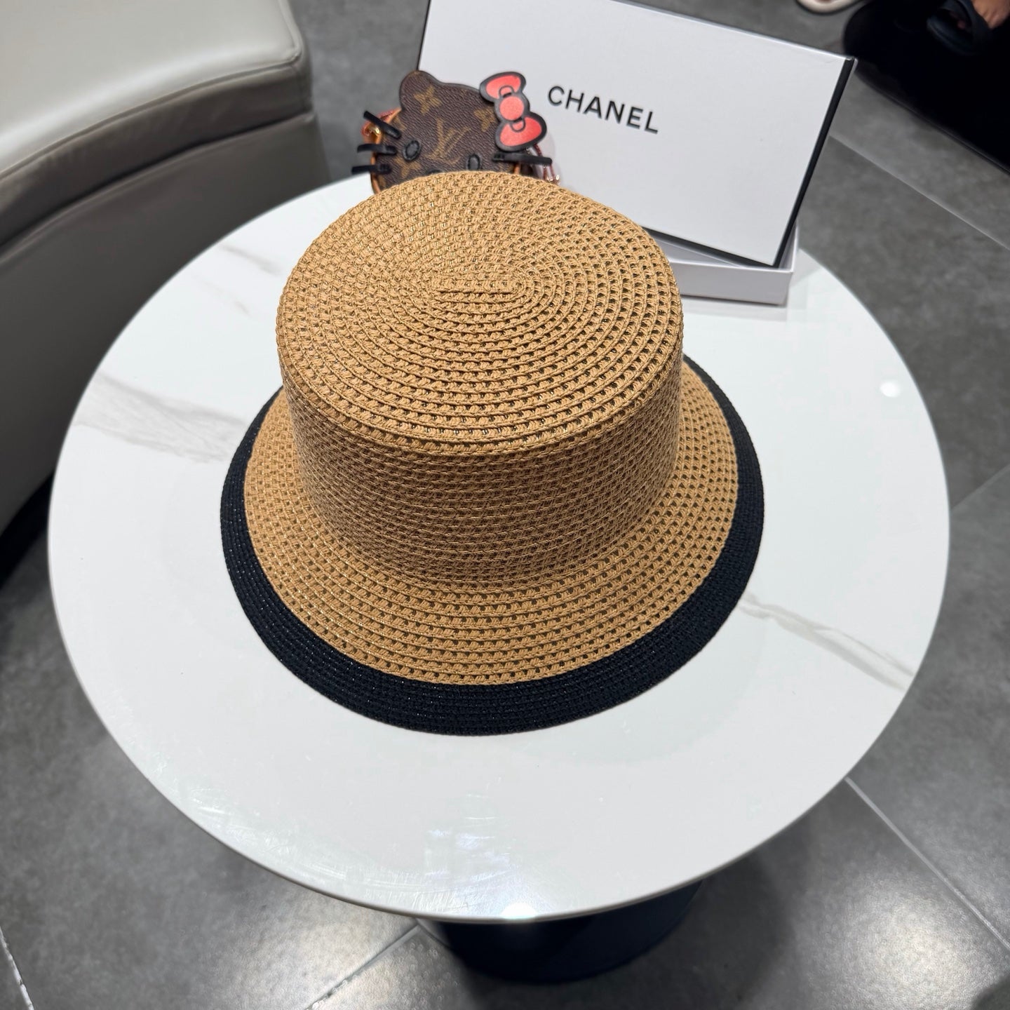 Chanel 26 Bucket Hat Camel in Straw 197774