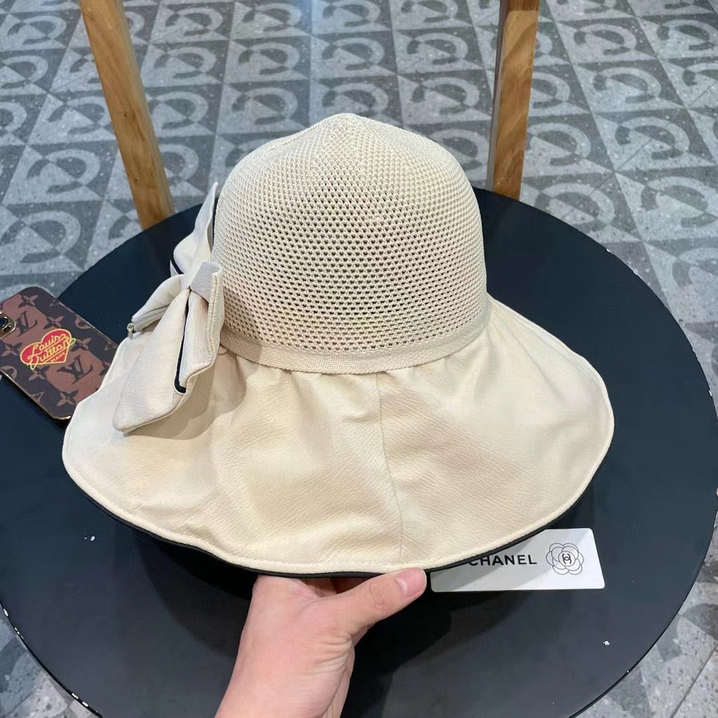 Chanel Wide-brimmed Fisherman Hat Cream in Cloth 197793