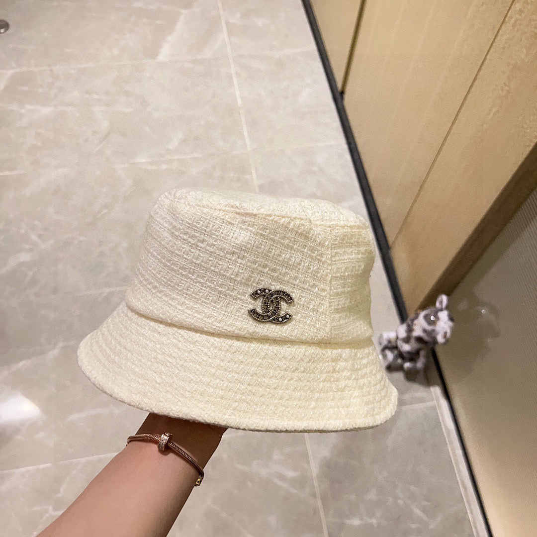 Chanel  Fisherman's Hat White in Cloth 197682