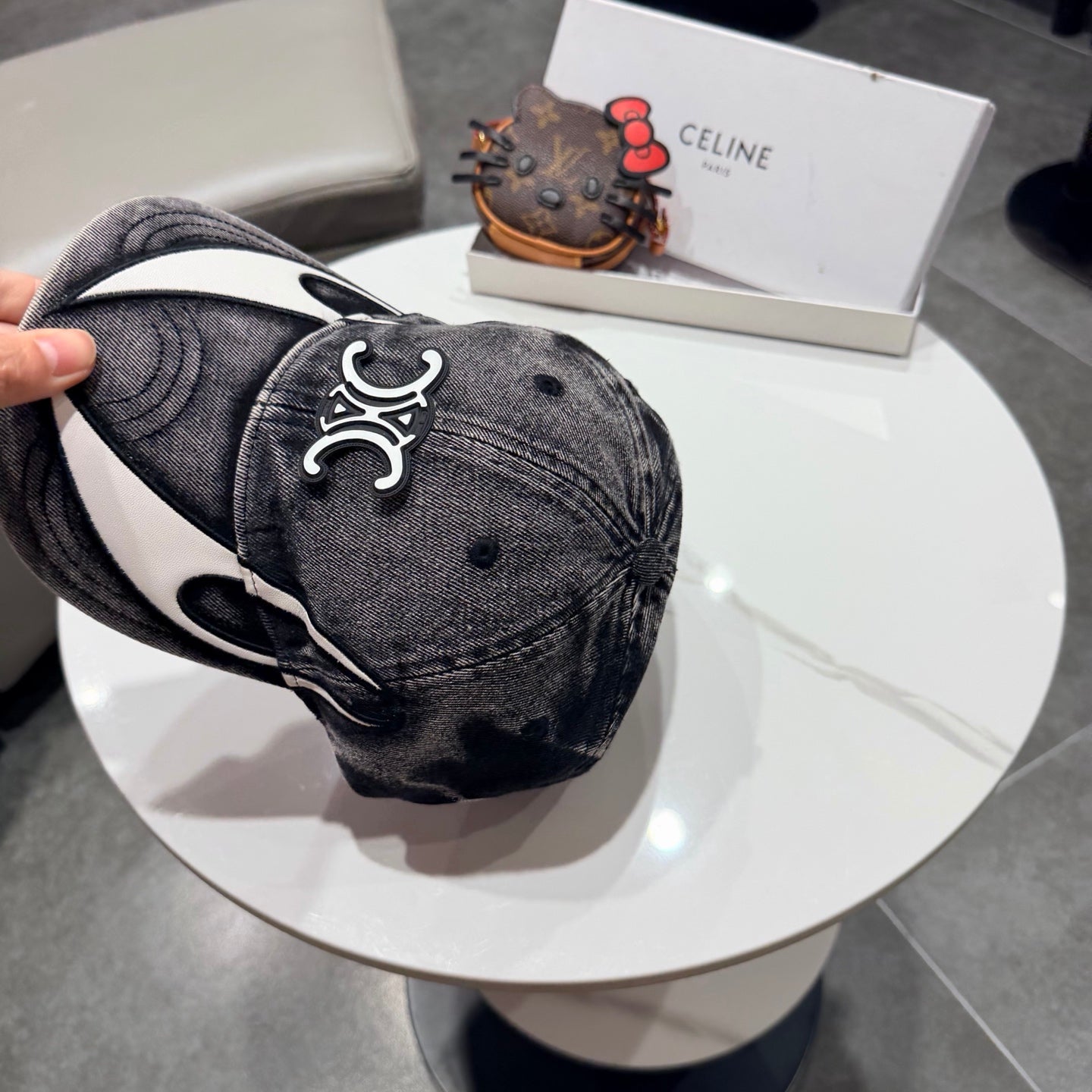 Celine Casual Trendy Baseball Cap Black in Cotton 197667