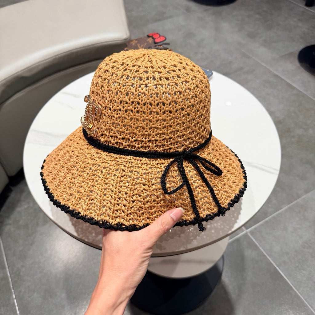 Chanel Fisherman's Hat Camel in Straw 201672