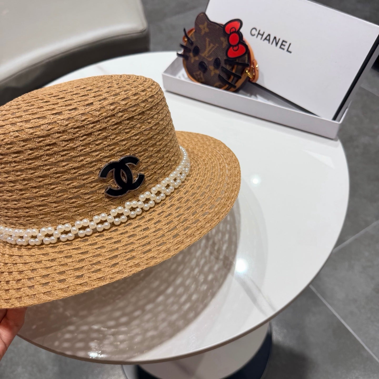 Chanel French Hat Elegant Pearl Camel in Straw 201562