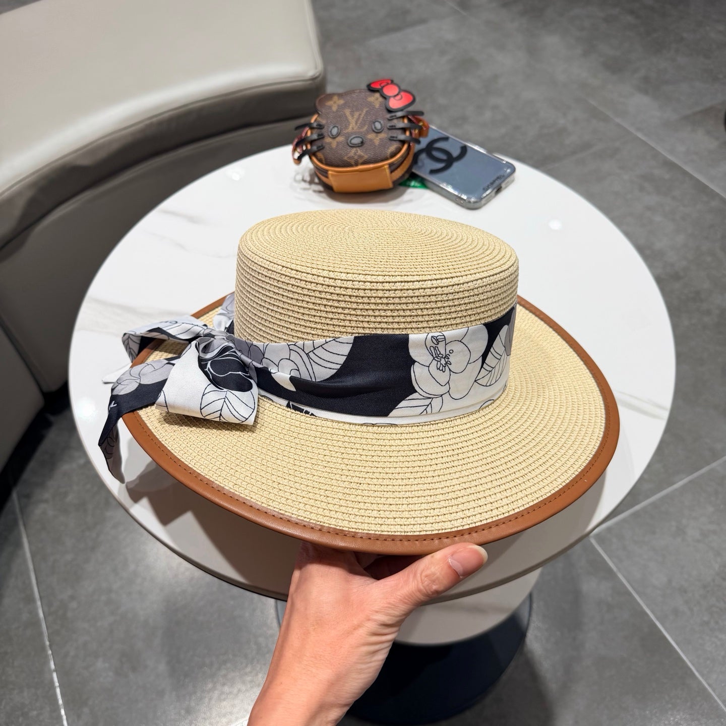 Chanel Flat-top Beige Straw Hat 201527