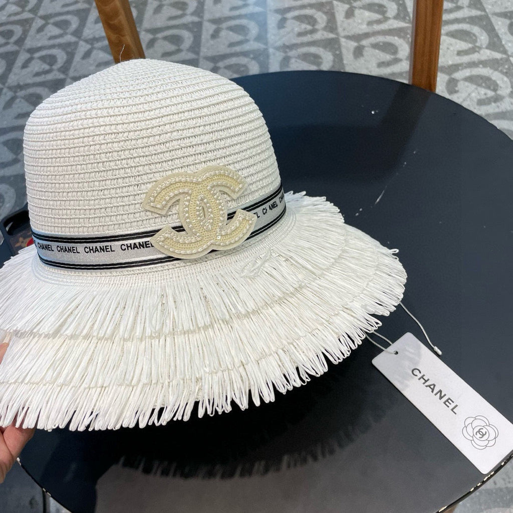 Chanel Bucket Hat White in Straw 205628