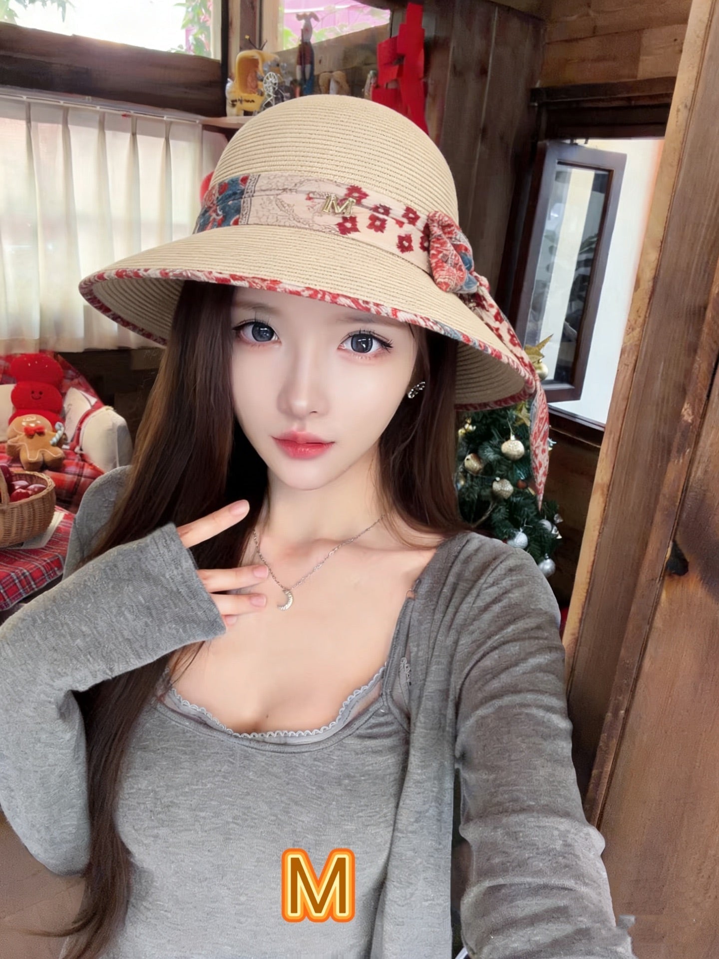 Chanel Hat with Ribbon bow Beige in Straw 205600