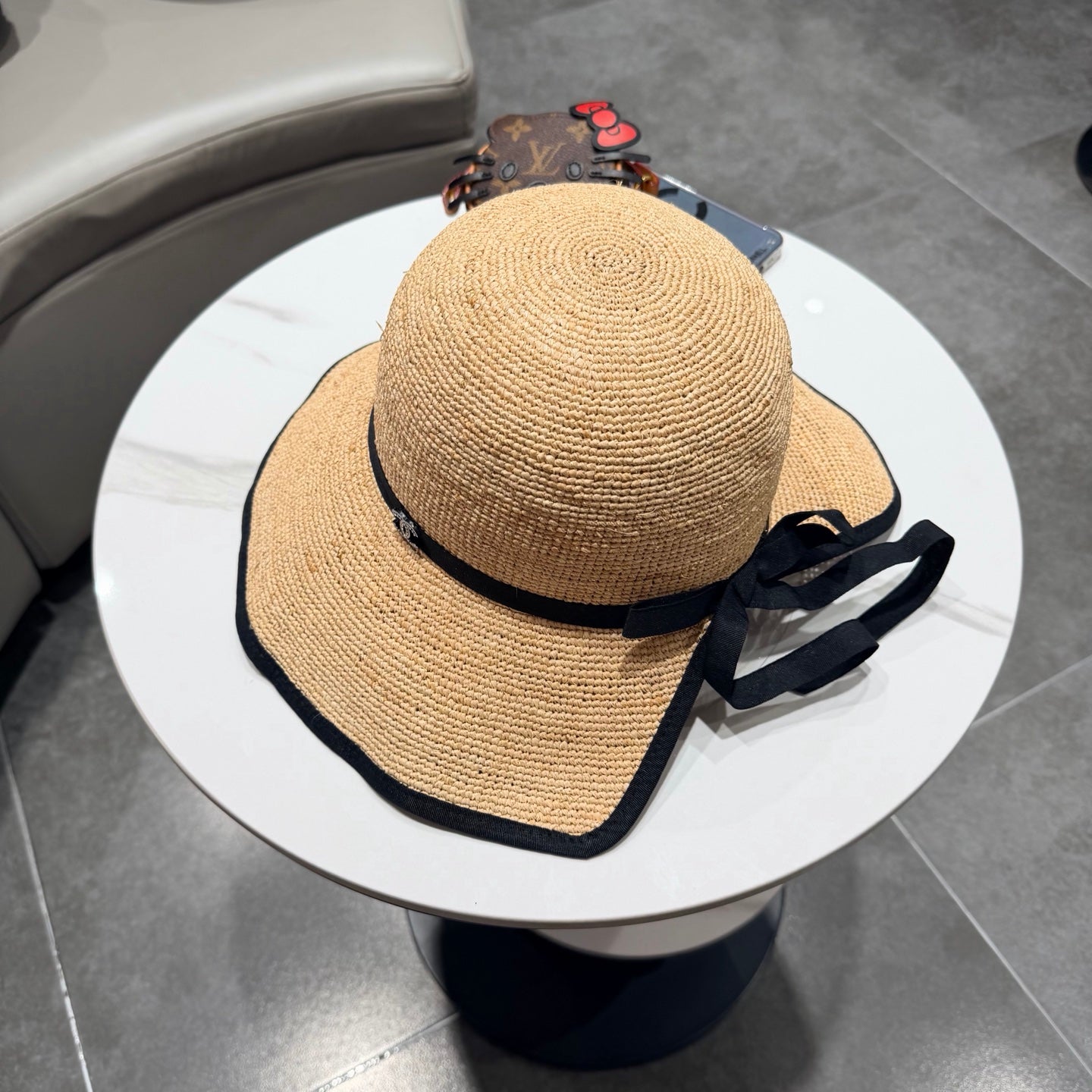 Chanel Hepburn Style Hat Beige in Raffia 205599