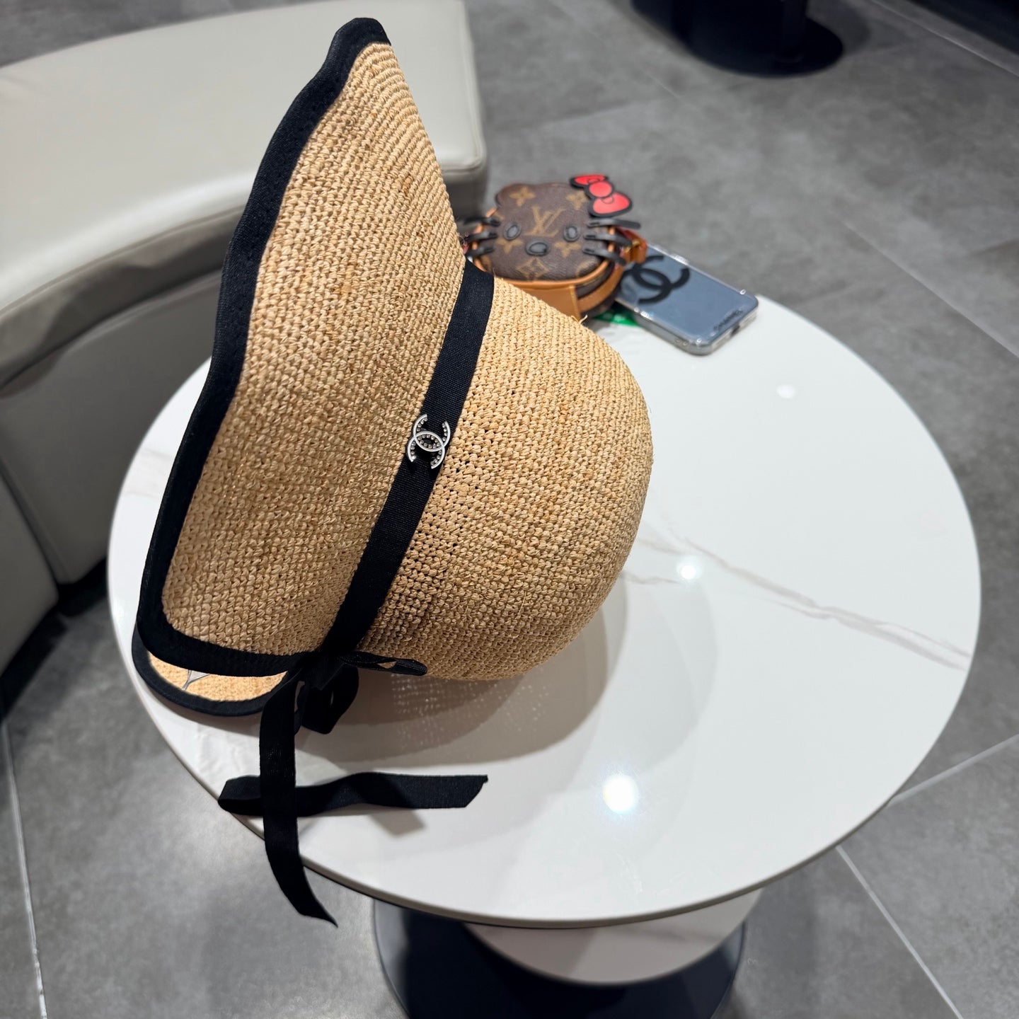 Chanel Hepburn Style Hat Beige in Raffia 205599
