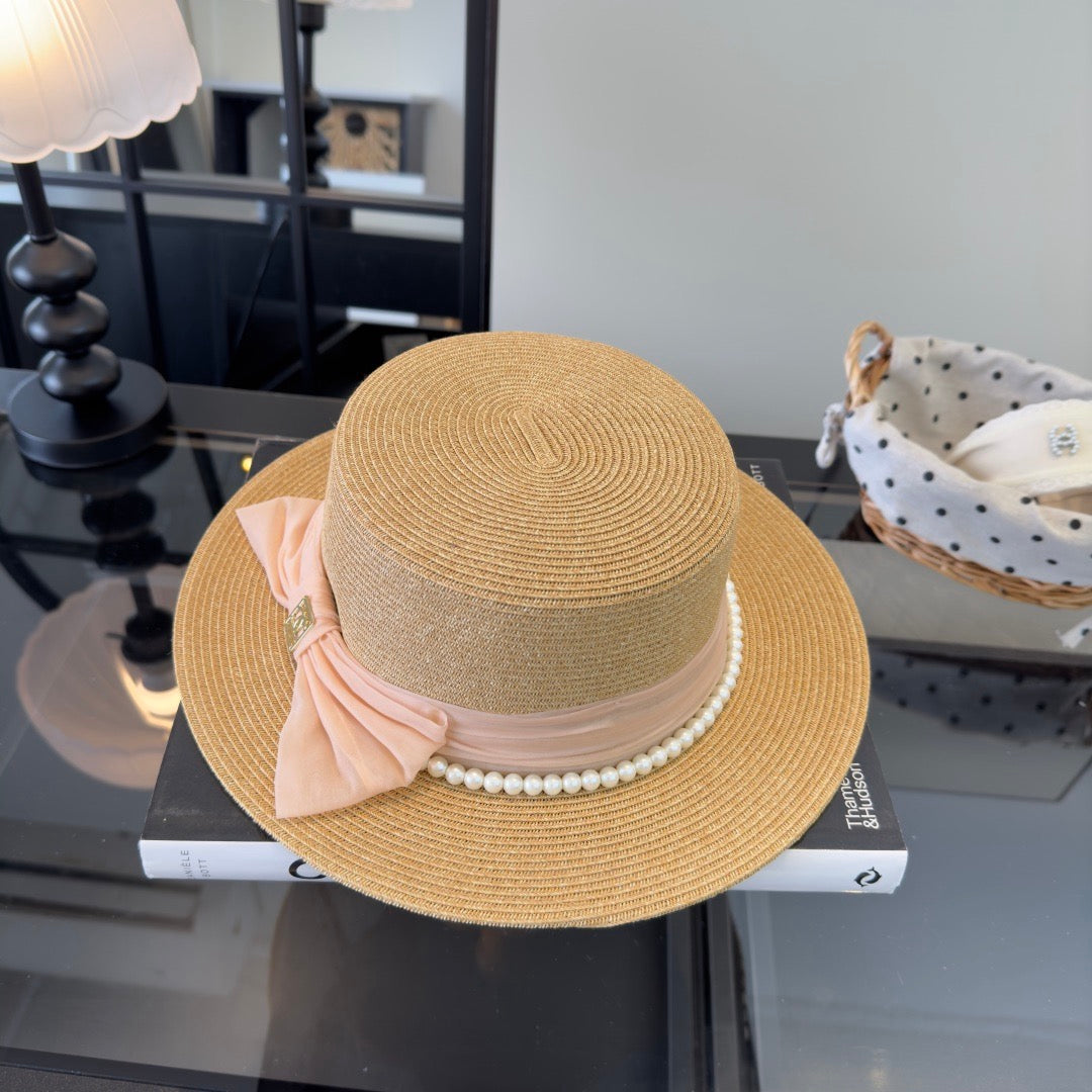 Chanel Elegant flat-top Beige Pink in Straw Hat 205393