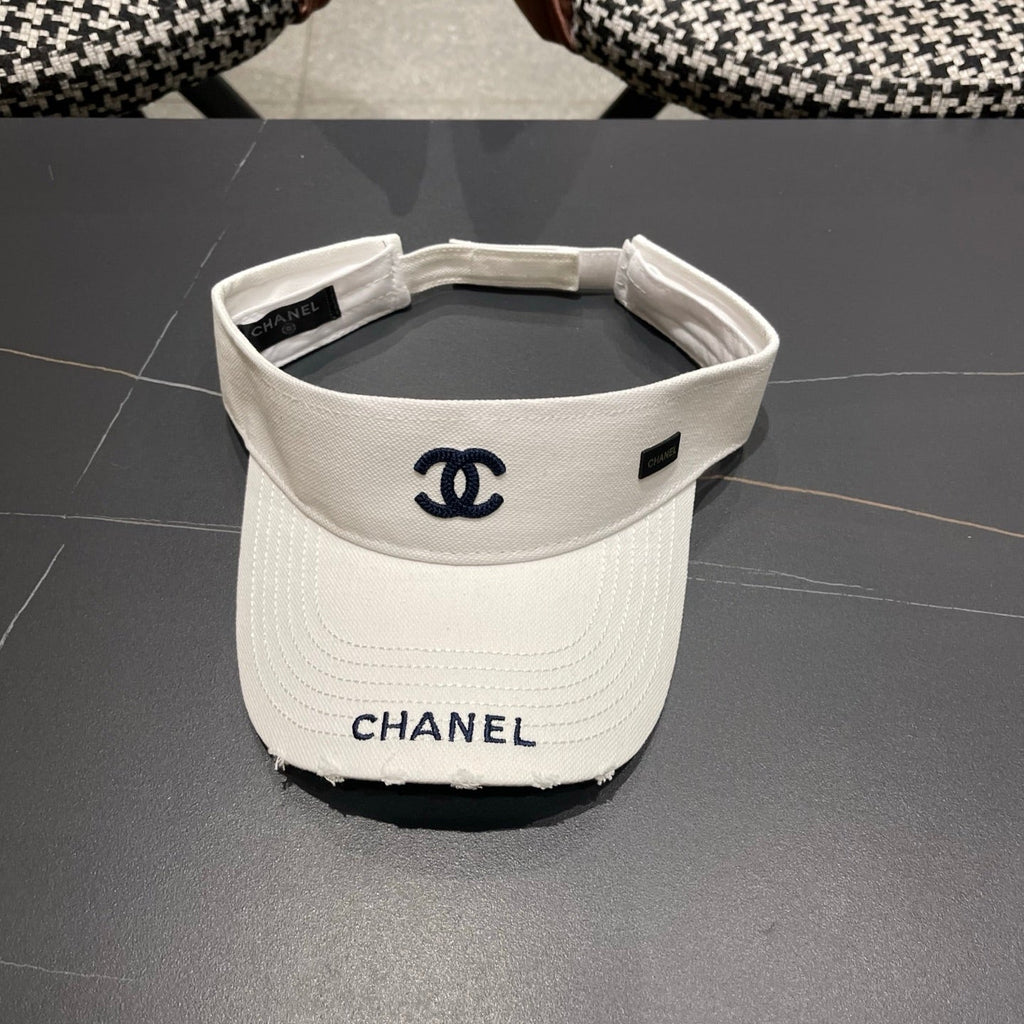 Chanel Baseball Cap White in Canvas 205289